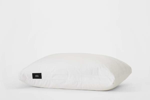 silk-snow-pillow